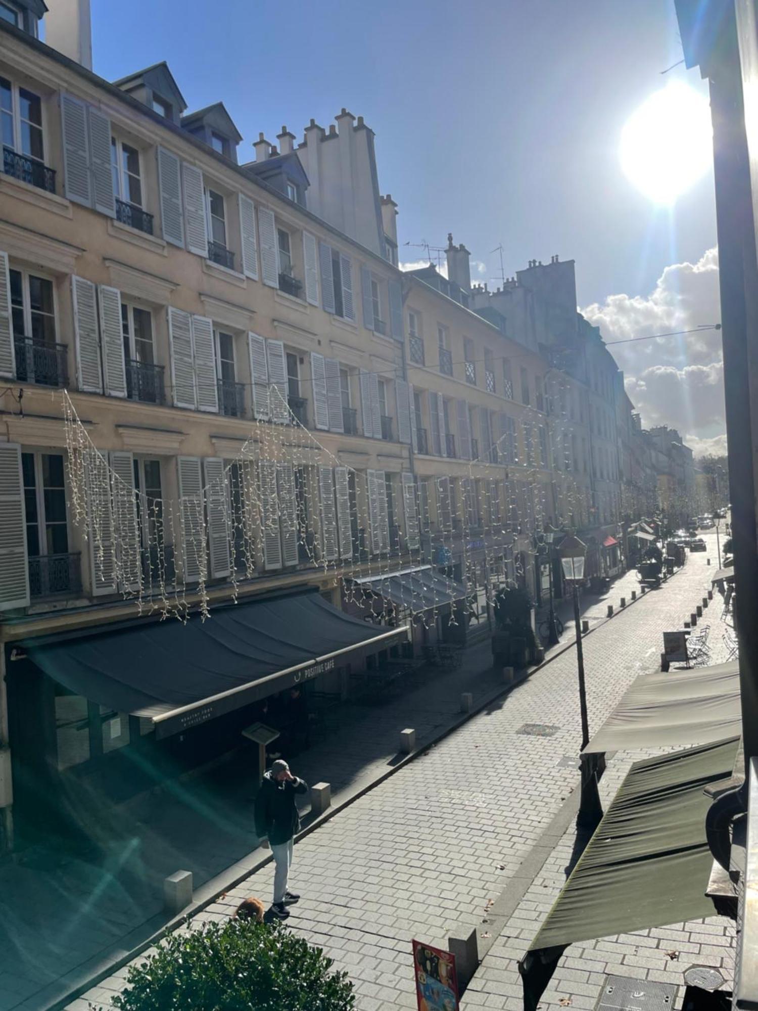 Apparts De L'Oncle Louis Versailles Luaran gambar